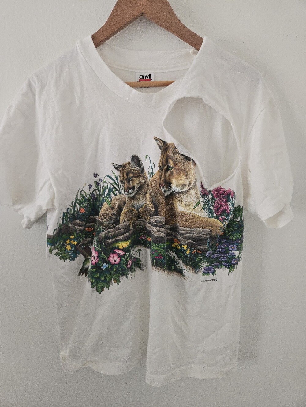 Vintage 90s Habitat Cougar Wildlife T Shirt Mens Large USA Nature Big Cat Tear